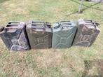 4 mil jerrycans 1987 1990, Ophalen