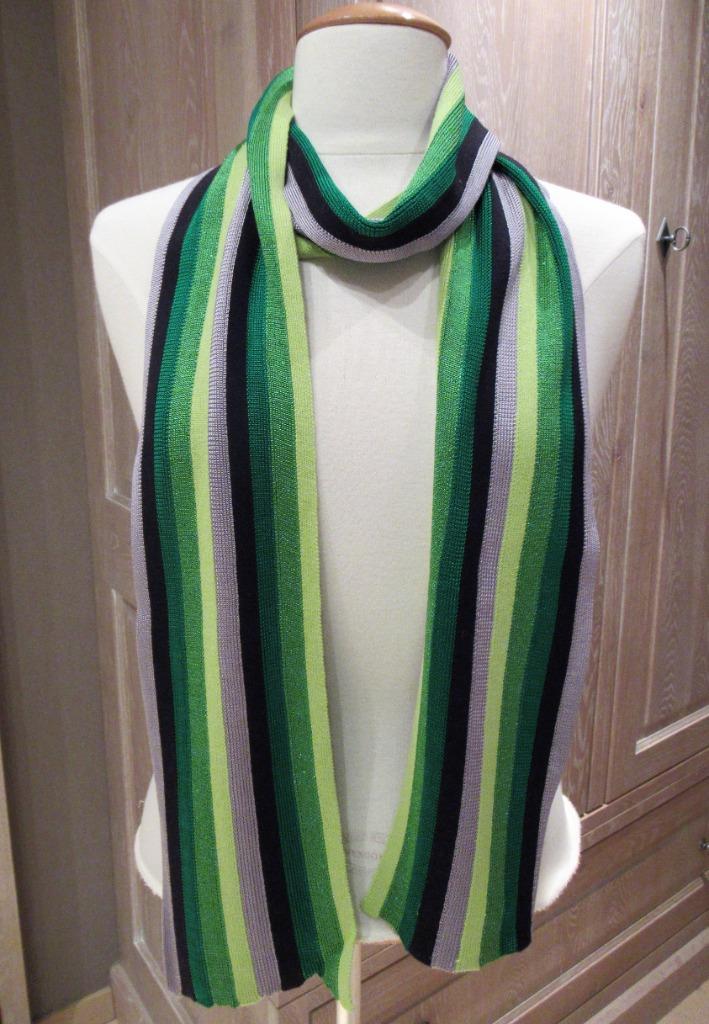 Nieuwe InWear sjaal met groene, grijze en zwarte strepen, Kleding | Dames, Mutsen, Sjaals en Handschoenen, Nieuw, Sjaal, Verzenden