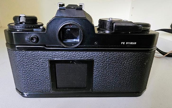 Vintage Nikon FE, een klassieke 35 mm  camera, Audio, Tv en Foto, Fotocamera's Analoog, Gebruikt, Spiegelreflex, Nikon, Ophalen of Verzenden