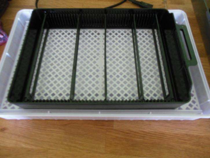 Couveuse à œufs - 12 œufs, Animaux & Accessoires, Volatiles | Accessoires, Utilisé, Couveuse, Enlèvement