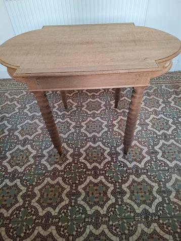 Table, Enlèvement, Comme neuf