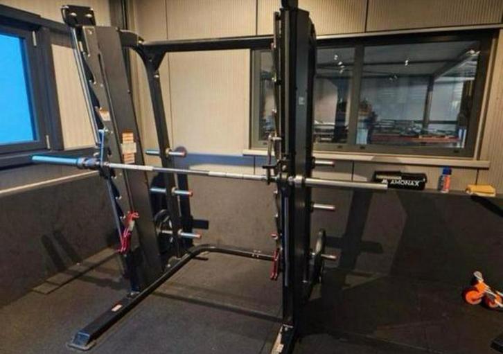 Nautilus Nt 1800 Smithmachine / Multipresse Black, Sports & Fitness, Équipement de fitness, Utilisé, Autres types, Bras, Jambes