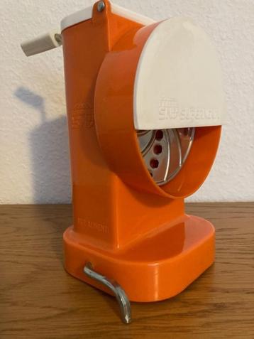 Supernova groenterasper/-snijder beschikbaar voor biedingen