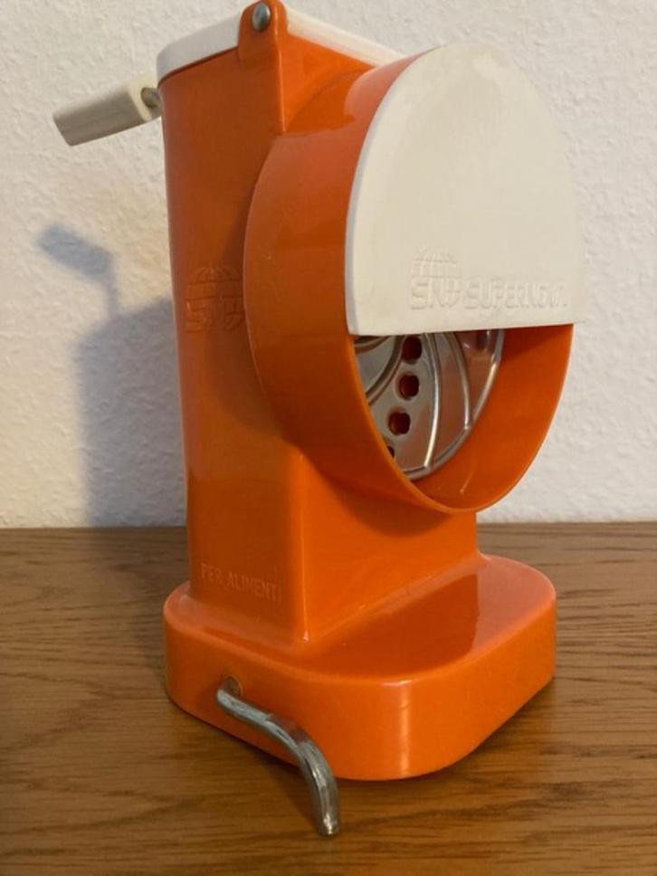 Supernova groenterasper/-snijder, Verzamelen, Retro, Overige typen, Ophalen of Verzenden