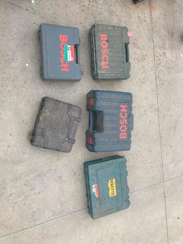 diverse gereedschap koffers beschikbaar voor biedingen