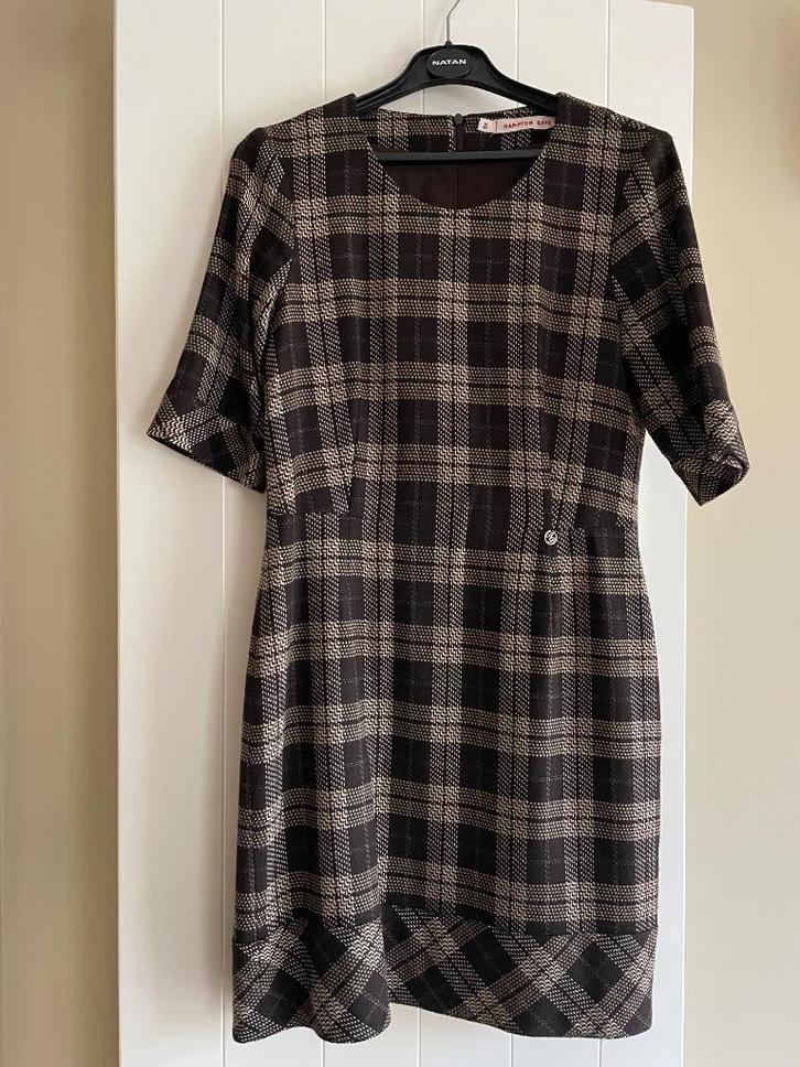 Mooi kleedje Hampton Bays, Kleding | Dames, Jurken, Zo goed als nieuw, Maat 38/40 (M), Beige, Boven de knie, Ophalen of Verzenden