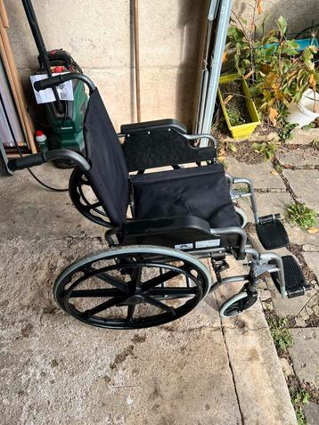 Rolstoel beschikbaar voor biedingen