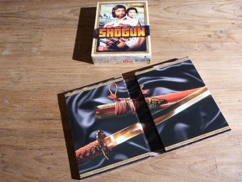 SHOGUN - Topklassieker box met 5 CD's - 1ste uitgave !, CD & DVD, DVD | Classiques, Utilisé, Drame, Tous les âges, Enlèvement ou Envoi