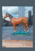 Heel mooi zwaar paart in metaal, Ophalen