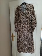 Tijgerprint kleed H&M maat medium, Kleding | Dames, H&M, Zo goed als nieuw, Onder de knie, Ophalen