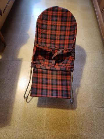 ligstoeltje voor kindje beschikbaar voor biedingen