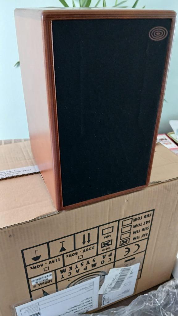 Système de sono portable Schertler TIM, Musique & Instruments, Amplis | Clavier, Moniteur & Sono, Comme neuf, Sono, Moins de 500 watts