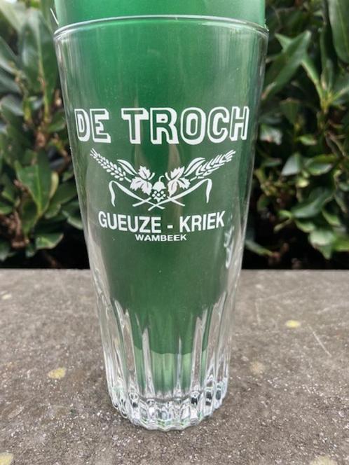 BIERGLAS GUEUZE KRIEK DE TROCH 33 CL H : 16 CM, Verzamelen, Biermerken, Zo goed als nieuw, Glas of Glazen, Ophalen of Verzenden