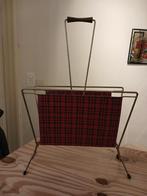 Vintage kranten houder, Huis en Inrichting, Woonaccessoires | Krantenbakken en Lectuurbakken, Ophalen of Verzenden