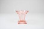 vase rose en verre pressé, Enlèvement ou Envoi