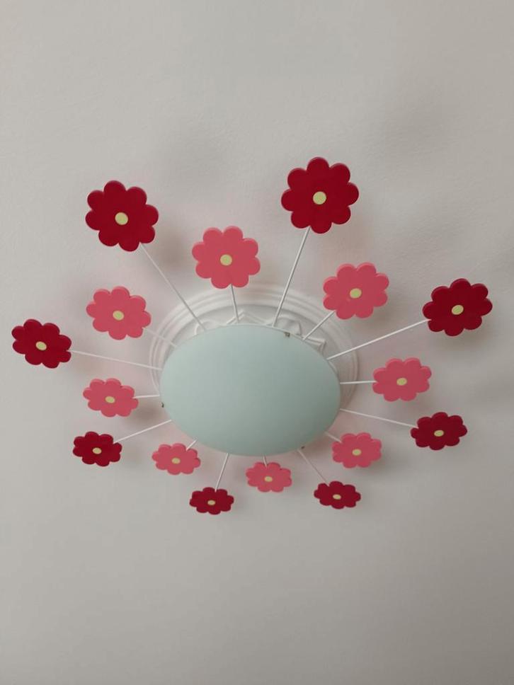 Eglo viki plafondlamp groot roze bloemen, Kinderen en Baby's, Kinderkamer | Stapelbedden en Hoogslapers, Ophalen of Verzenden