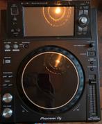 Pioneer XDJ 1000 MK2, DJ