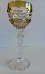 Zeer bijzonder kristallen wijnglas met nimf. Kleur: amber., Ophalen of Verzenden