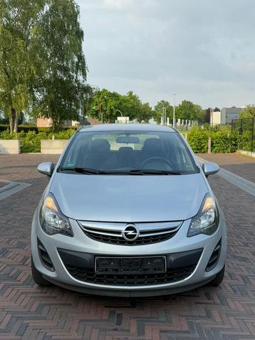 Opel Corsa 1.4 essence 2014 124xxx klm, Achat, Noir, 5 portes, Berline