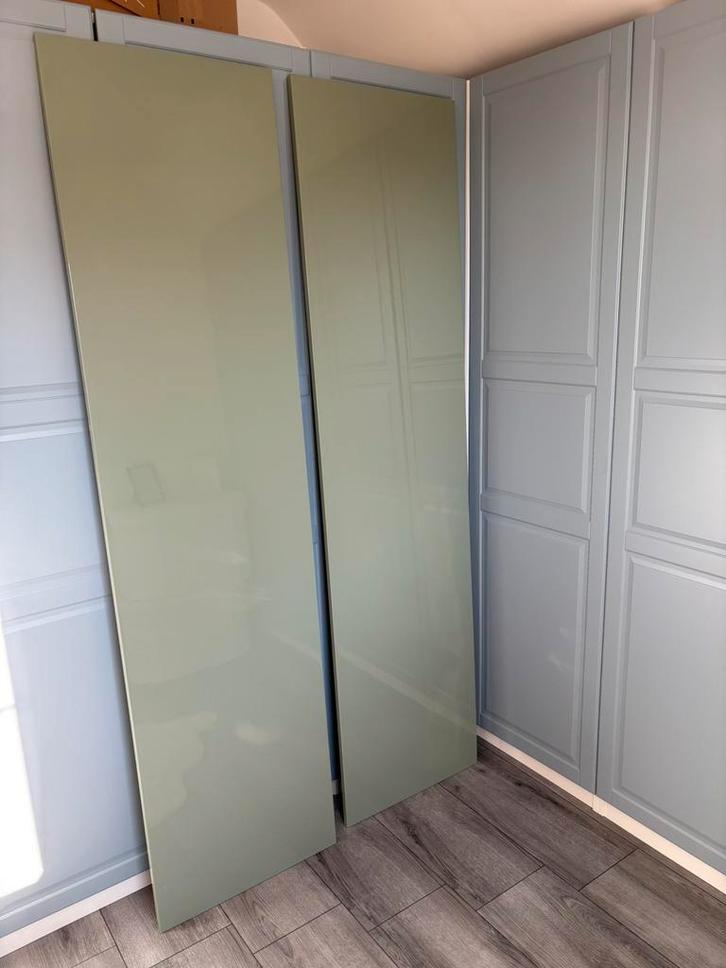 2x Portes IKEA PAX FARDAL vert sauge laqué GREEN SAGE, Huis en Inrichting, Woonaccessoires | Kamerschermen, Zo goed als nieuw