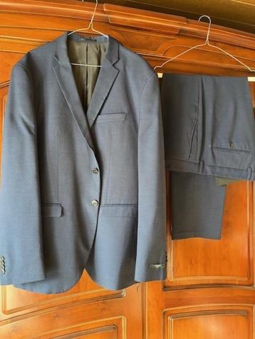 HERENKOSTUUM M56 beschikbaar voor biedingen