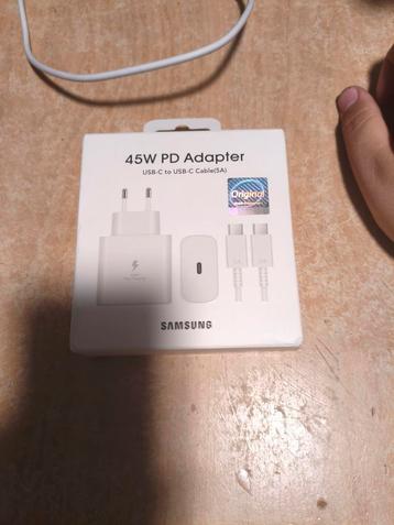 Samsung 45 Watt charger  beschikbaar voor biedingen