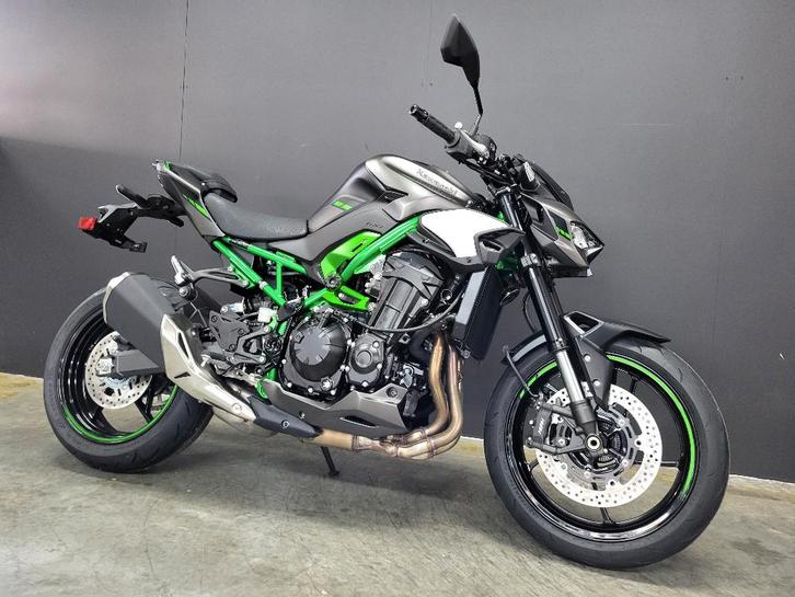 Z 900 2025 DISPONIBLE DIRECTEMENT EN STOCK ! ! !, Motos, Motos | Kawasaki, Entreprise, Naked bike, plus de 35 kW, 4 cylindres