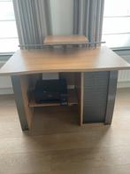 Modern compact bureau met opbergruimte, Huis en Inrichting, Ophalen, Zo goed als nieuw, Bureau