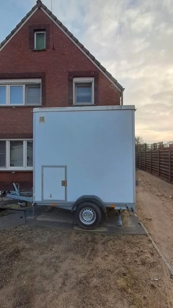 Mobiele badkamer, Doe-het-zelf en Bouw, Bouwketen en Schaftketen, Gebruikt, Ophalen