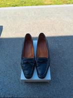 Donkerblauwe lederen schoenen Voltan maat 38,5, Kleding | Dames, Ophalen of Verzenden, Gedragen, Schoenen met lage hakken