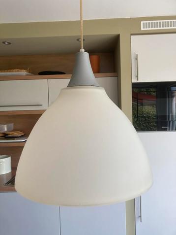 Mooie hanglamp beschikbaar voor biedingen