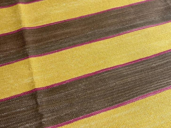 Handgeweven NIEUW tapijt (125 x 180 cm), Huis en Inrichting, Stoffering | Tapijten en Vloerkleden, Nieuw, 100 tot 150 cm, 150 tot 200 cm