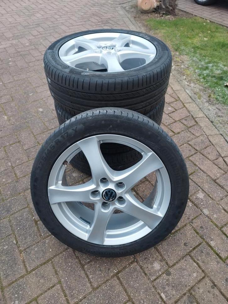 Pneus d'été Continental 225/45/R17 pour Volkswagen 5X112, Autos : Pièces & Accessoires, Pneus & Jantes, Jante(s), Pneus été, 17 pouces