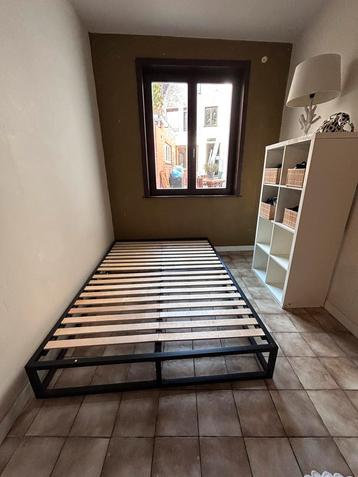 NIEUW : Metaal bedframe 140x200x25 beschikbaar voor biedingen