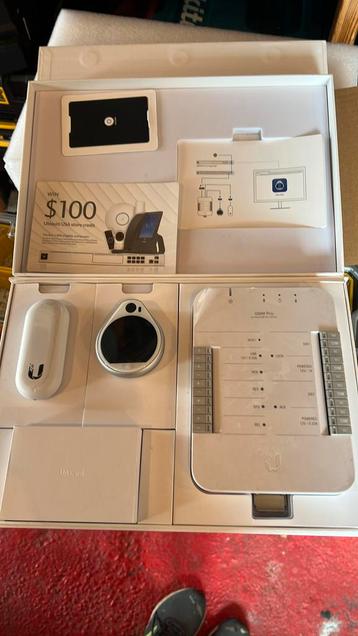 Unifi Acces starter kit beschikbaar voor biedingen