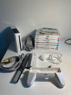 Wii console RVL-001 met controller, nunchuck en 9 games, Met 1 controller, Ophalen of Verzenden, Zo goed als nieuw, Met games