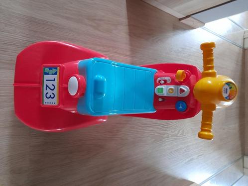 Fisher-Price Leerplezier Scooter, Kinderen en Baby's, Speelgoed | Fisher-Price, Zo goed als nieuw, Auto of Voertuig, Met licht