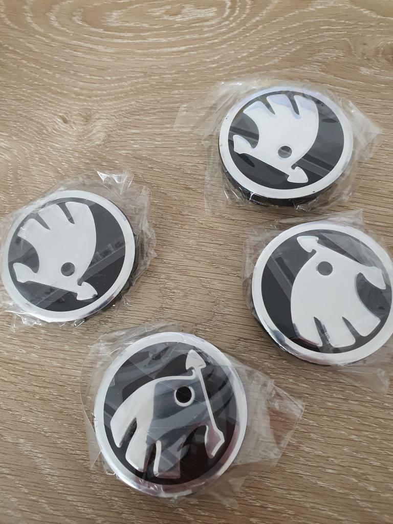 Capuchons de moyeu de roue pour Skoda, Autos : Divers, Enjoliveurs, Neuf, Enlèvement ou Envoi