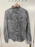 Chemise Zara en jean gris délavé, Vêtements | Hommes, Neuf, Gris, Zara, Tour de cou 38 (S) ou plus petit