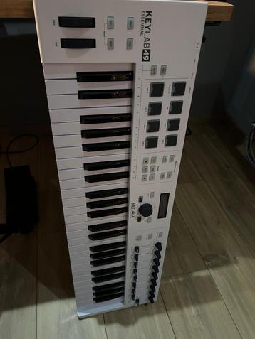 Arturia essential Keylab 49 keyboard beschikbaar voor biedingen