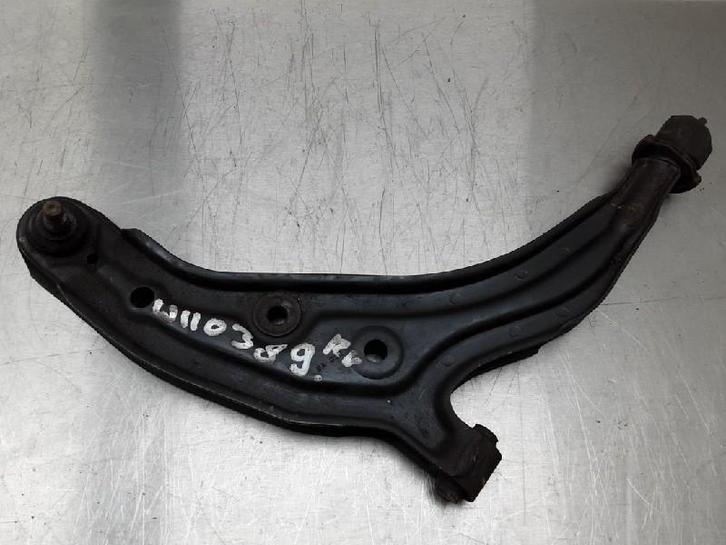 DIVERSEN Draagarm onder rechts-voor Nissan Micra (K11), Auto-onderdelen, Overige Auto-onderdelen, Nissan, Gebruikt