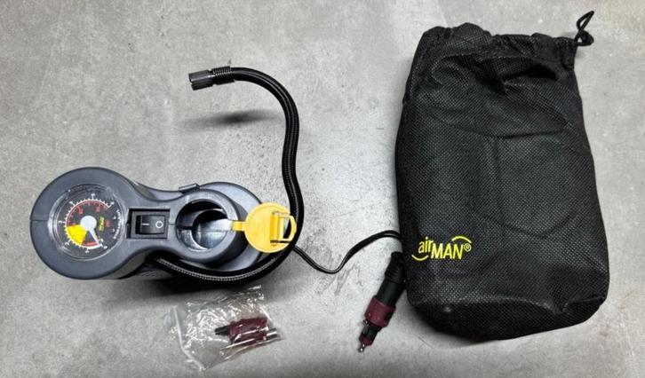 Mobiele compressor voor scooter, motor en auto., Motoren, Accessoires | Overige, Zo goed als nieuw, Ophalen of Verzenden