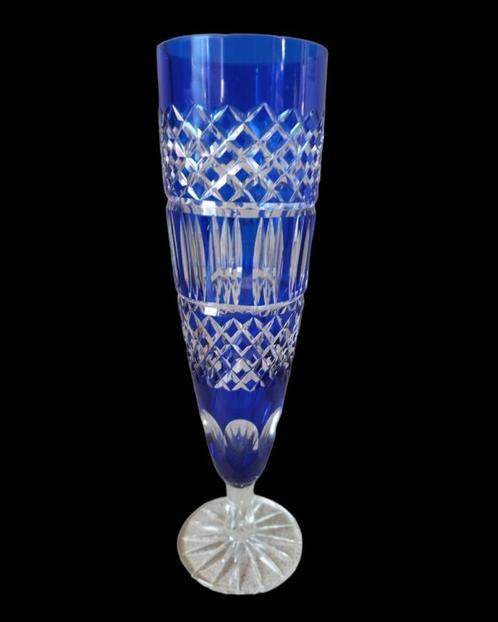 blauwe kristallen vaas., Antiquités & Art, Antiquités | Verre & Cristal, Enlèvement ou Envoi