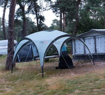 Event Shelter Coleman Medium, ZGAN,  2 zijwanden raam/deur