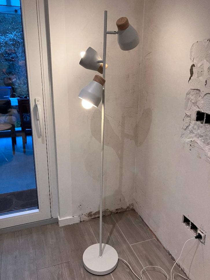 Staanlamp Albert (Made com), Maison & Meubles, Lampes | Lampadaires, Comme neuf, 150 à 200 cm, Enlèvement