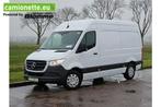 Mercedes-Benz Sprinter 317 1.9 CDI L2H2 RWD (bj 2023), Auto's, Bestelwagens en Lichte vracht, Automaat, Gebruikt, 4 cilinders