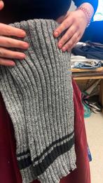 Sjaal, Kleding | Dames, Gelegenheidskleding, Ophalen of Verzenden, Zo goed als nieuw