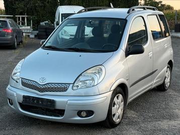 Toyota Yaris Verso 1.3 Essence automatic beschikbaar voor biedingen