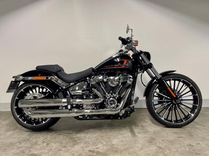 Harley-Davidson SOFTAIL FXBR BREAKOUT " STOCK DEAL ", Motoren, Motoren | Harley-Davidson, Overig, meer dan 35 kW