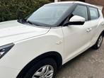 SSangyong Tivoli 08/2015 benzine 36700 km, Auto's, 94 kW, Monovolume, Zwart, 4 cilinders